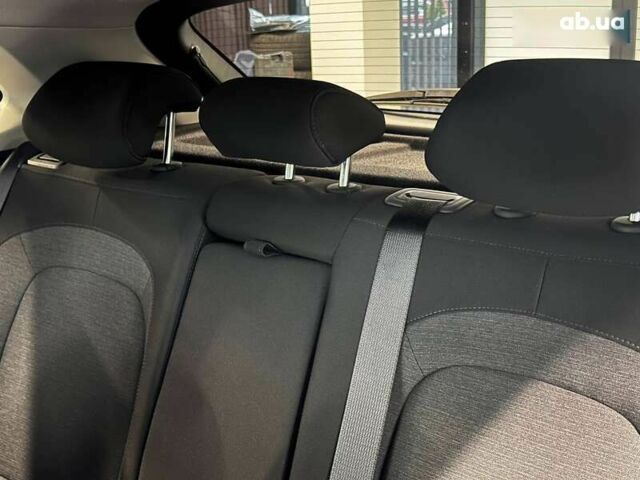 Хендай Kona Electric, объемом двигателя 0 л и пробегом 31 тыс. км за 17700 $, фото 27 на Automoto.ua