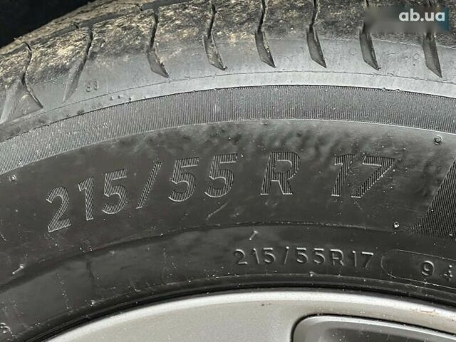 Хендай Kona Electric, объемом двигателя 0 л и пробегом 70 тыс. км за 18475 $, фото 17 на Automoto.ua