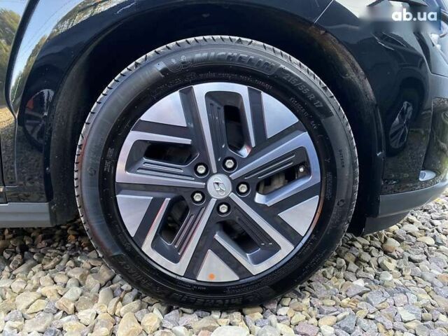 Хендай Kona Electric, объемом двигателя 0 л и пробегом 128 тыс. км за 19900 $, фото 25 на Automoto.ua