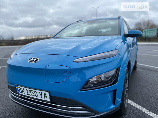 Хендай Kona Electric, объемом двигателя 0 л и пробегом 4 тыс. км за 17500 $, фото 2 на Automoto.ua