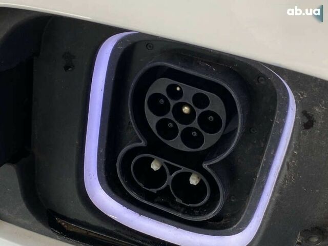 Хендай Kona Electric, объемом двигателя 0 л и пробегом 45 тыс. км за 22777 $, фото 21 на Automoto.ua