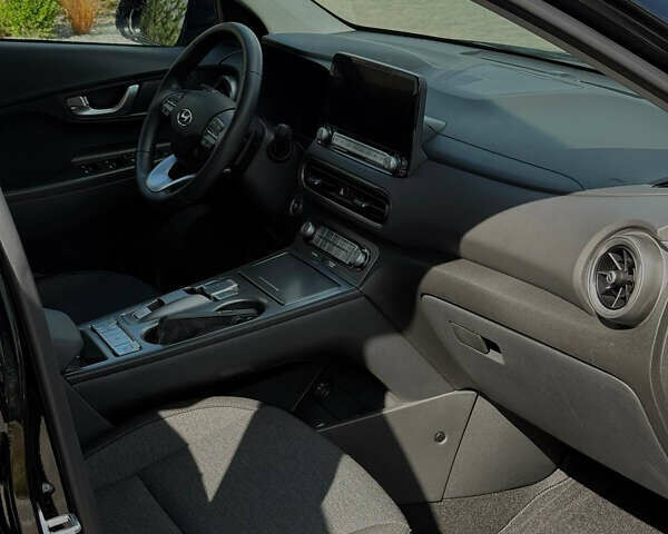 Хендай Kona Electric, об'ємом двигуна 0 л та пробігом 25 тис. км за 19150 $, фото 8 на Automoto.ua