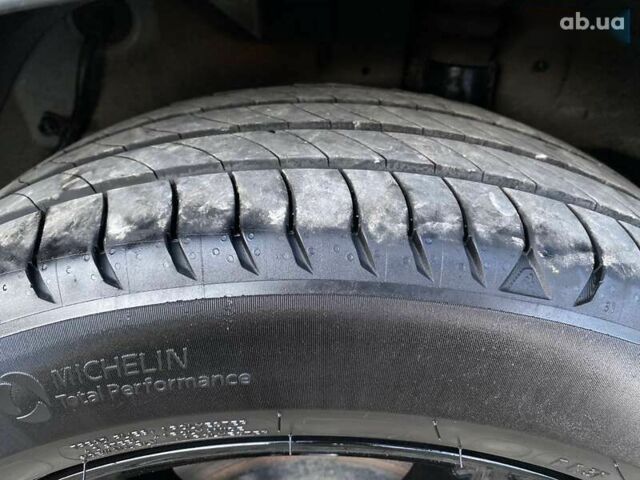 Хендай Kona Electric, об'ємом двигуна 0 л та пробігом 115 тис. км за 20600 $, фото 24 на Automoto.ua