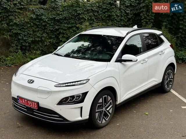 Хендай Kona Electric, объемом двигателя 0 л и пробегом 24 тыс. км за 19800 $, фото 3 на Automoto.ua