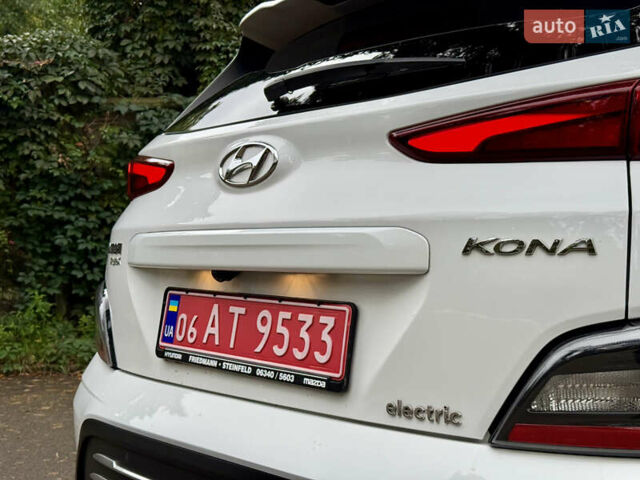 Хендай Kona Electric, объемом двигателя 0 л и пробегом 24 тыс. км за 19800 $, фото 30 на Automoto.ua