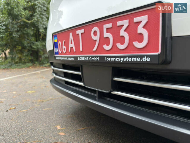 Хендай Kona Electric, объемом двигателя 0 л и пробегом 24 тыс. км за 19800 $, фото 22 на Automoto.ua