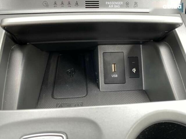 Хендай Kona Electric, об'ємом двигуна 0 л та пробігом 111 тис. км за 20400 $, фото 4 на Automoto.ua