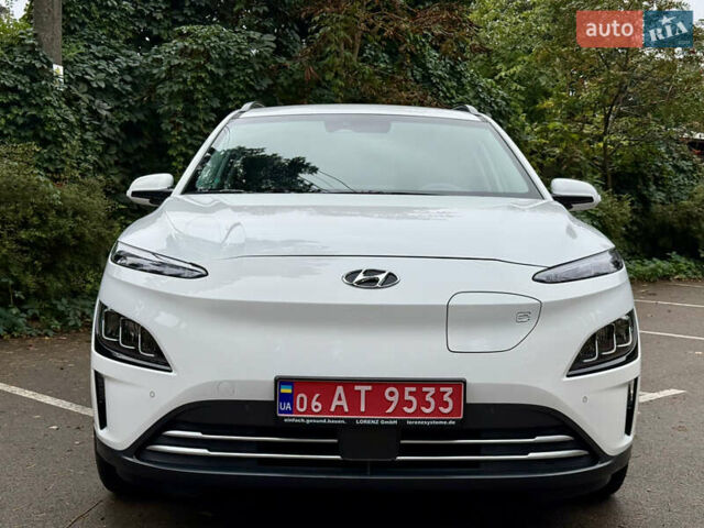 Хендай Kona Electric, объемом двигателя 0 л и пробегом 24 тыс. км за 19800 $, фото 7 на Automoto.ua