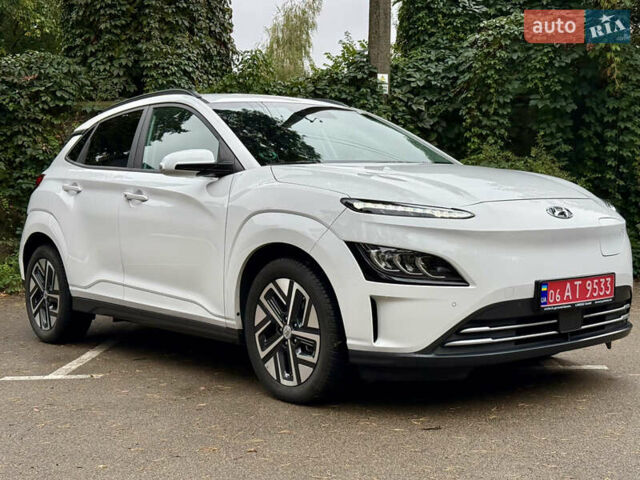 Хендай Kona Electric, объемом двигателя 0 л и пробегом 24 тыс. км за 19800 $, фото 14 на Automoto.ua
