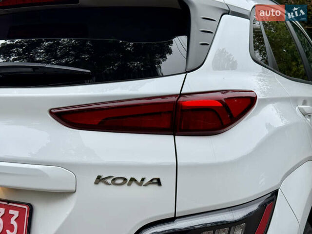 Хендай Kona Electric, объемом двигателя 0 л и пробегом 24 тыс. км за 19800 $, фото 31 на Automoto.ua