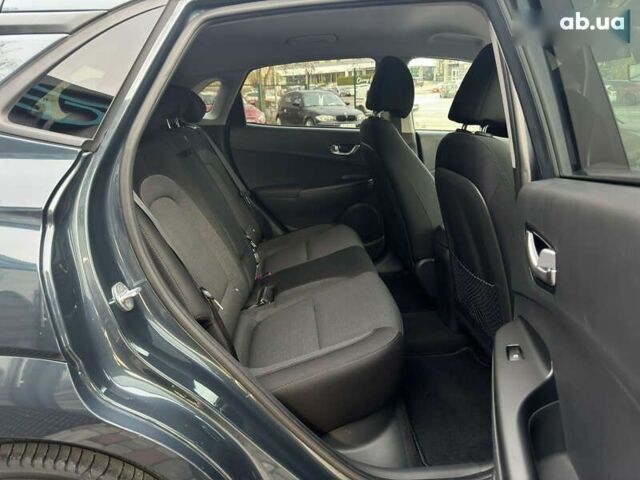 Хендай Kona Electric, объемом двигателя 0 л и пробегом 48 тыс. км за 17500 $, фото 3 на Automoto.ua