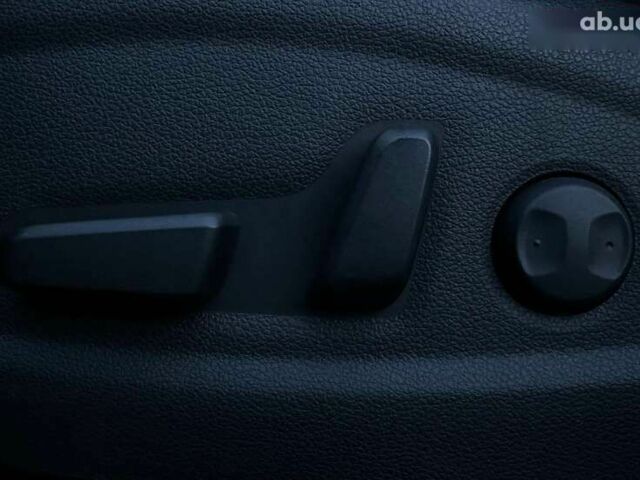 Хендай Kona Electric, объемом двигателя 0 л и пробегом 86 тыс. км за 21500 $, фото 8 на Automoto.ua