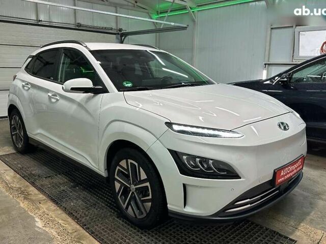 Хендай Kona Electric, объемом двигателя 0 л и пробегом 108 тыс. км за 20900 $, фото 22 на Automoto.ua