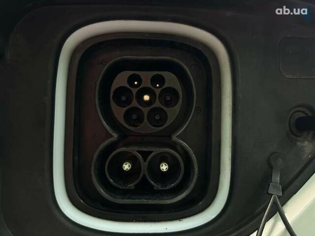 Хендай Kona Electric, объемом двигателя 0 л и пробегом 108 тыс. км за 20900 $, фото 27 на Automoto.ua