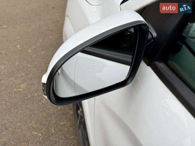 Хендай Kona Electric, объемом двигателя 0 л и пробегом 24 тыс. км за 19800 $, фото 21 на Automoto.ua