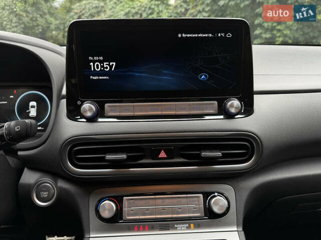 Хендай Kona Electric, объемом двигателя 0 л и пробегом 24 тыс. км за 19800 $, фото 57 на Automoto.ua