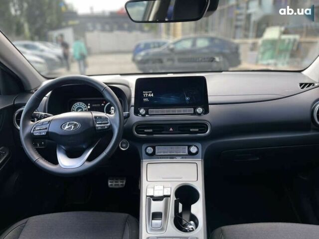 Хендай Kona Electric, об'ємом двигуна 0 л та пробігом 61 тис. км за 22200 $, фото 27 на Automoto.ua