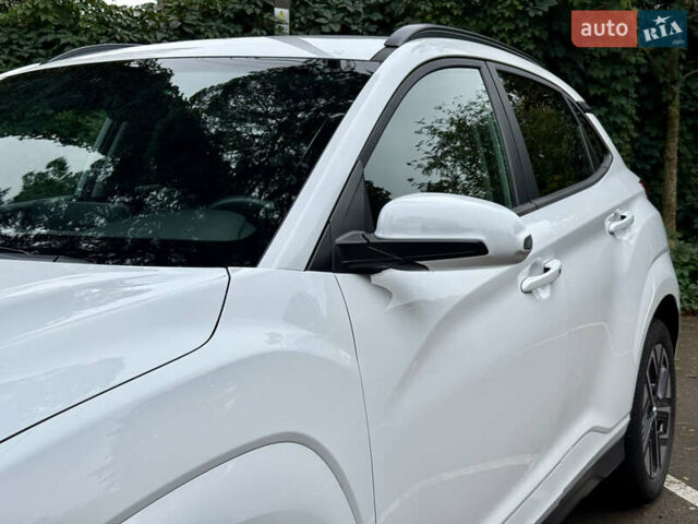 Хендай Kona Electric, объемом двигателя 0 л и пробегом 24 тыс. км за 19800 $, фото 24 на Automoto.ua