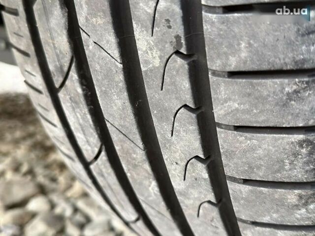 Хендай Kona Electric, объемом двигателя 0 л и пробегом 83 тыс. км за 20700 $, фото 28 на Automoto.ua