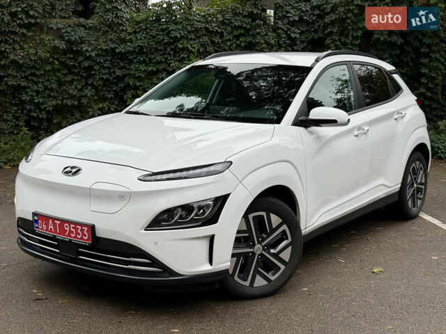 Хендай Kona Electric, объемом двигателя 0 л и пробегом 24 тыс. км за 19800 $, фото 6 на Automoto.ua