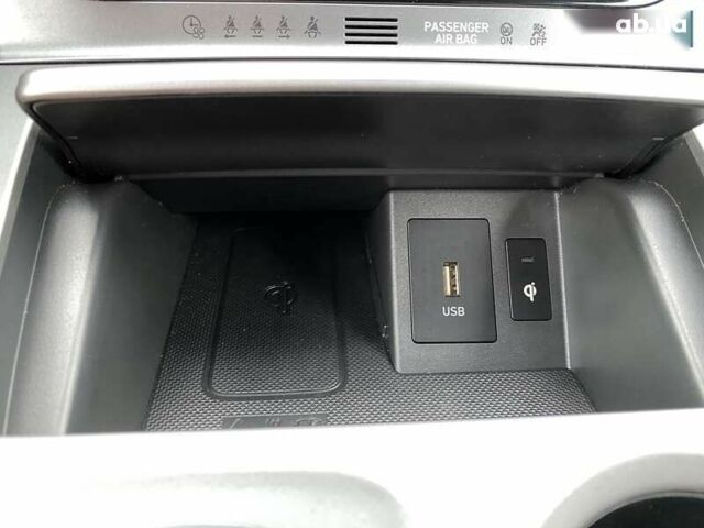 Хендай Kona Electric, объемом двигателя 0 л и пробегом 78 тыс. км за 20700 $, фото 8 на Automoto.ua