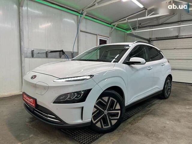 Хендай Kona Electric, объемом двигателя 0 л и пробегом 108 тыс. км за 20900 $, фото 15 на Automoto.ua