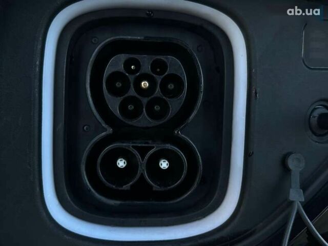 Хендай Kona Electric, объемом двигателя 0 л и пробегом 86 тыс. км за 21500 $, фото 20 на Automoto.ua