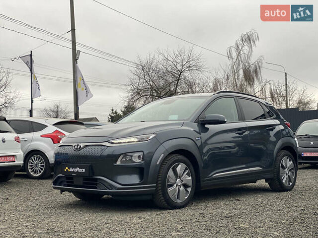 Серый Хендай Kona Electric, объемом двигателя 0 л и пробегом 89 тыс. км за 16900 $, фото 14 на Automoto.ua