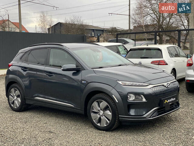 Серый Хендай Kona Electric, объемом двигателя 0 л и пробегом 89 тыс. км за 16900 $, фото 33 на Automoto.ua