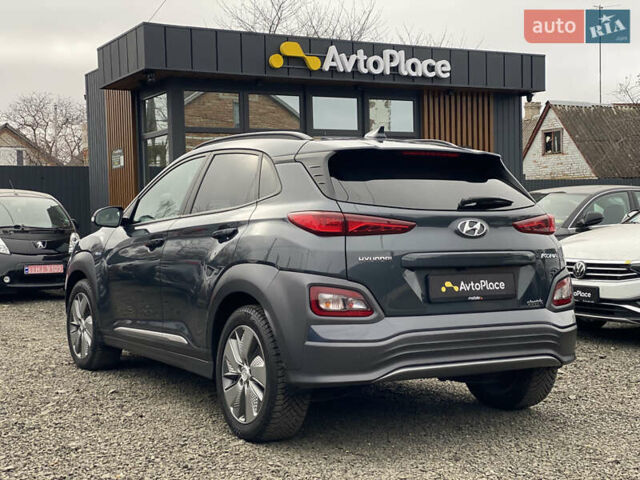 Серый Хендай Kona Electric, объемом двигателя 0 л и пробегом 89 тыс. км за 16900 $, фото 27 на Automoto.ua