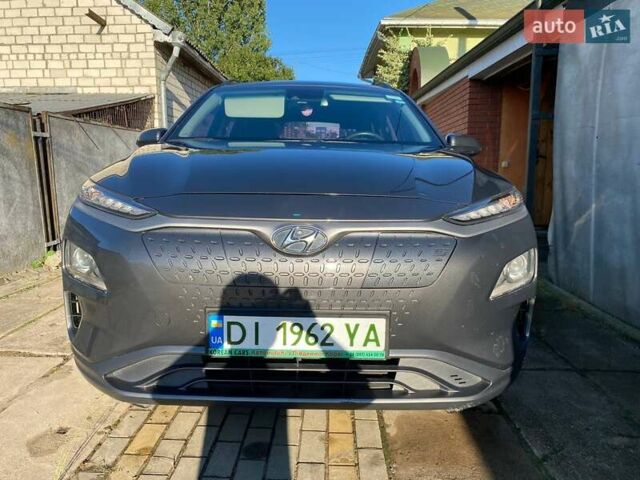 Сірий Хендай Kona Electric, об'ємом двигуна 0 л та пробігом 115 тис. км за 16600 $, фото 2 на Automoto.ua