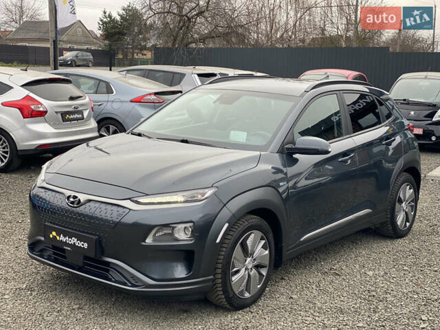 Серый Хендай Kona Electric, объемом двигателя 0 л и пробегом 89 тыс. км за 16900 $, фото 9 на Automoto.ua