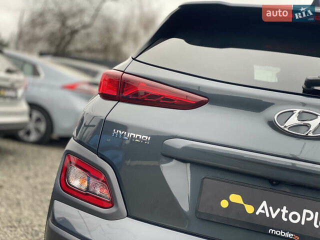 Серый Хендай Kona Electric, объемом двигателя 0 л и пробегом 89 тыс. км за 16900 $, фото 23 на Automoto.ua