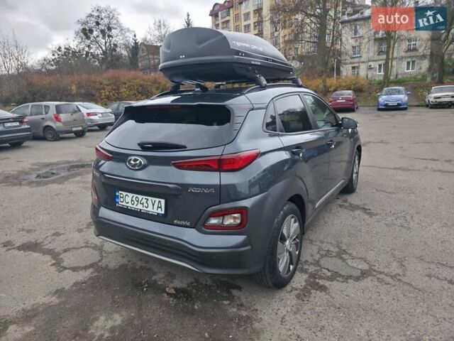 Серый Хендай Kona Electric, объемом двигателя 0 л и пробегом 89 тыс. км за 19500 $, фото 5 на Automoto.ua