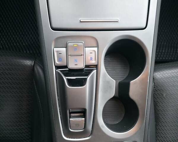 Серый Хендай Kona Electric, объемом двигателя 0 л и пробегом 89 тыс. км за 19500 $, фото 14 на Automoto.ua