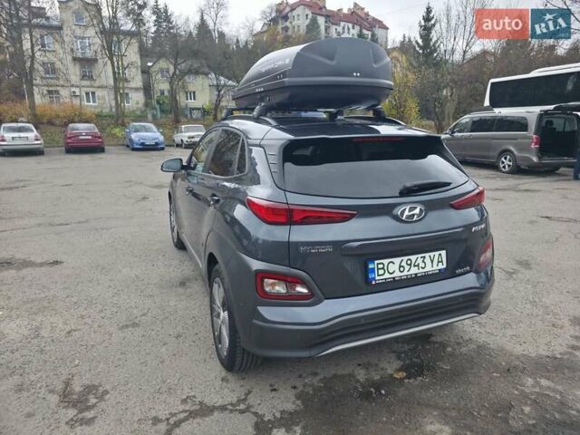 Серый Хендай Kona Electric, объемом двигателя 0 л и пробегом 89 тыс. км за 19500 $, фото 6 на Automoto.ua