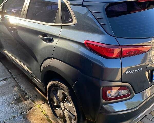 Сірий Хендай Kona Electric, об'ємом двигуна 0 л та пробігом 115 тис. км за 16600 $, фото 15 на Automoto.ua
