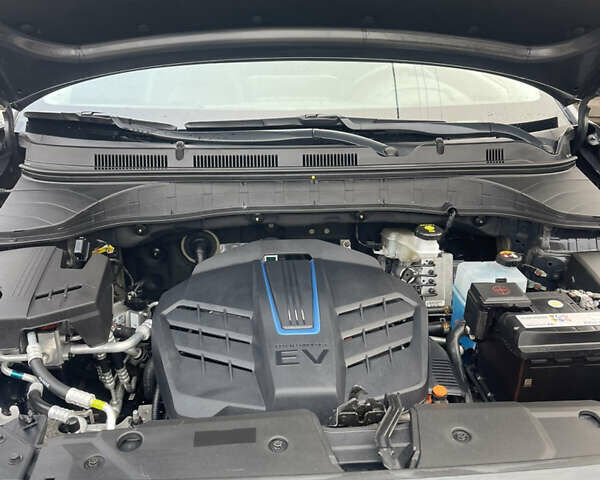 Серый Хендай Kona Electric, объемом двигателя 0 л и пробегом 112 тыс. км за 16700 $, фото 41 на Automoto.ua