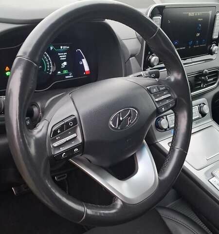Серый Хендай Kona Electric, объемом двигателя 0 л и пробегом 180 тыс. км за 16700 $, фото 11 на Automoto.ua