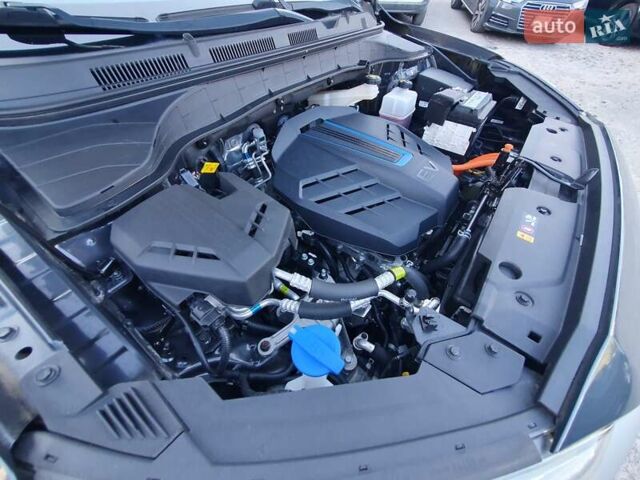 Серый Хендай Kona Electric, объемом двигателя 0 л и пробегом 135 тыс. км за 17900 $, фото 26 на Automoto.ua