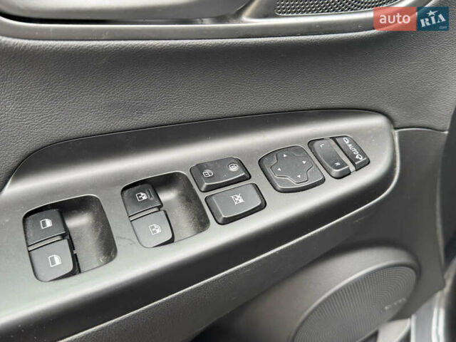 Сірий Хендай Kona Electric, об'ємом двигуна 0 л та пробігом 154 тис. км за 19500 $, фото 20 на Automoto.ua