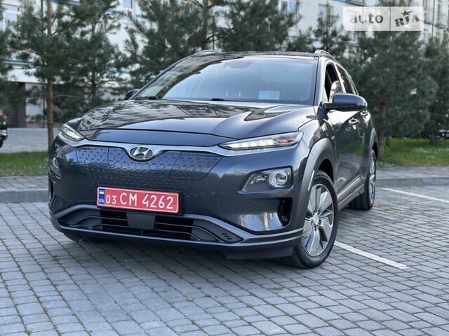 Серый Хендай Kona Electric, объемом двигателя 0 л и пробегом 106 тыс. км за 18400 $, фото 4 на Automoto.ua