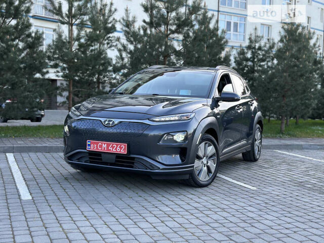 Серый Хендай Kona Electric, объемом двигателя 0 л и пробегом 106 тыс. км за 18400 $, фото 6 на Automoto.ua