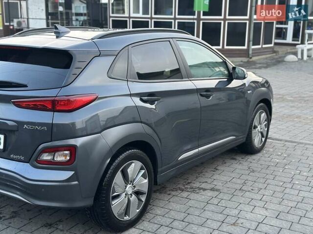 Сірий Хендай Kona Electric, об'ємом двигуна 0 л та пробігом 138 тис. км за 17800 $, фото 7 на Automoto.ua