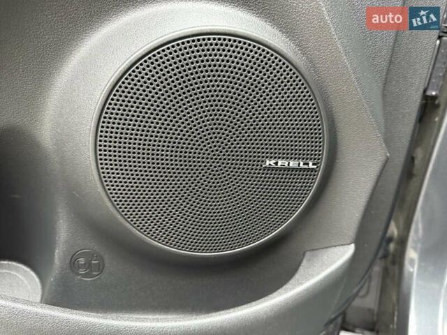 Серый Хендай Kona Electric, объемом двигателя 0 л и пробегом 103 тыс. км за 17300 $, фото 21 на Automoto.ua