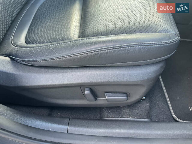 Серый Хендай Kona Electric, объемом двигателя 0 л и пробегом 130 тыс. км за 17400 $, фото 20 на Automoto.ua