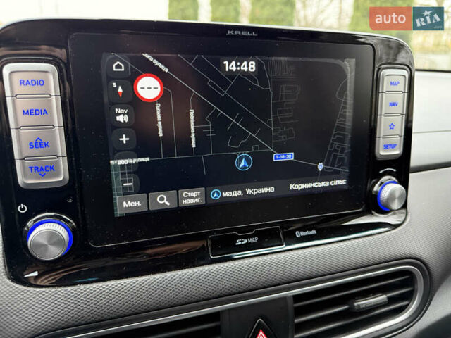 Серый Хендай Kona Electric, объемом двигателя 0 л и пробегом 103 тыс. км за 17300 $, фото 43 на Automoto.ua