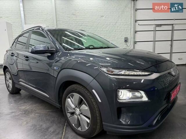 Серый Хендай Kona Electric, объемом двигателя 0 л и пробегом 113 тыс. км за 17094 $, фото 31 на Automoto.ua