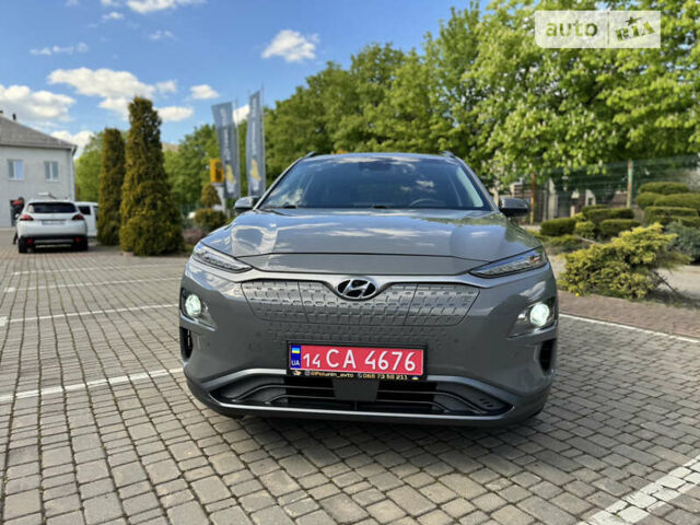 Сірий Хендай Kona Electric, об'ємом двигуна 0 л та пробігом 136 тис. км за 19999 $, фото 7 на Automoto.ua