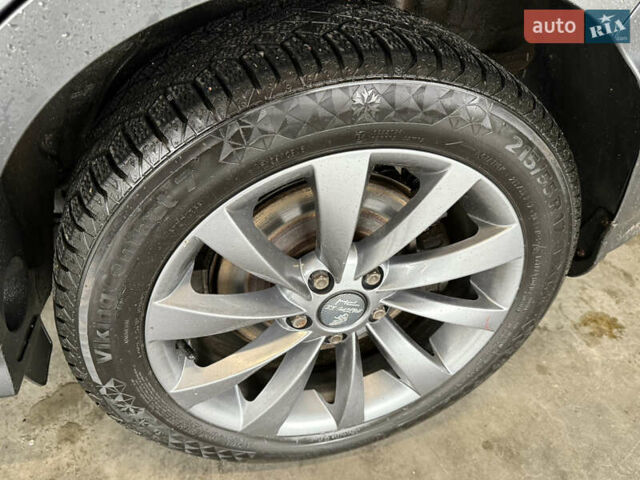 Серый Хендай Kona Electric, объемом двигателя 0 л и пробегом 120 тыс. км за 16999 $, фото 56 на Automoto.ua